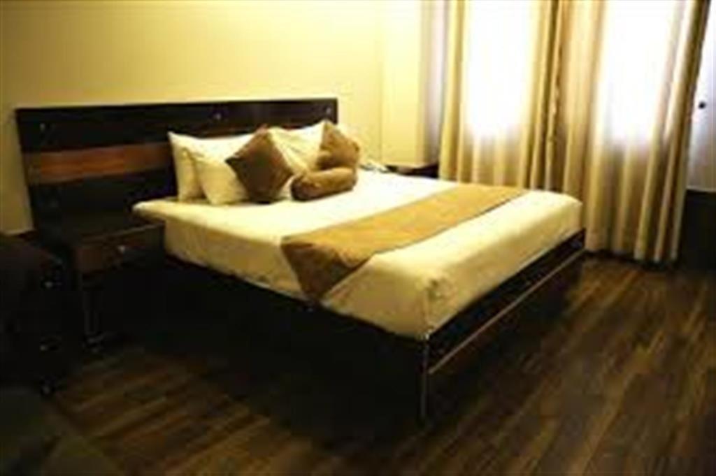 Hotel Marco Polo Lahore Ngoại thất bức ảnh